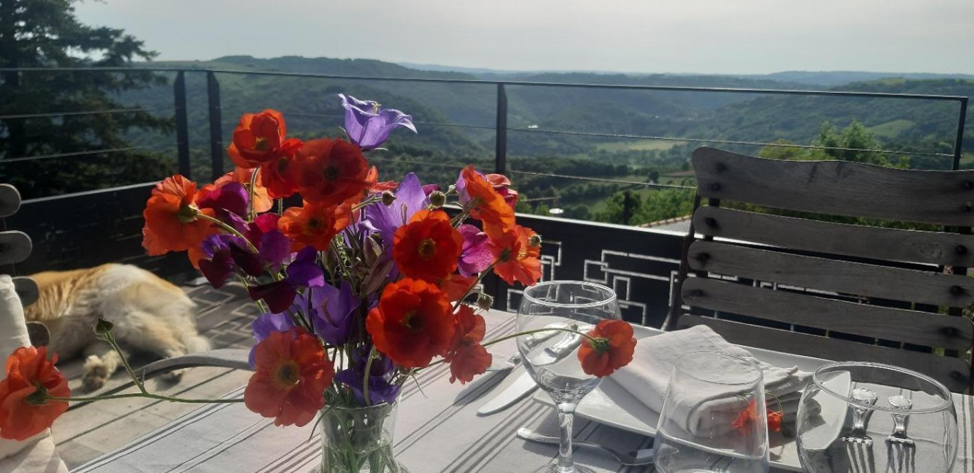 Bed and Breakfast Louradou-Sur-Ciel Jouqueviel Exterior foto