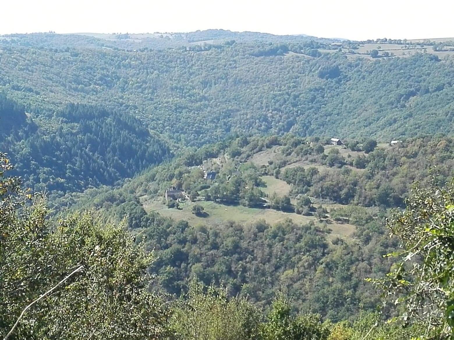 Bed and Breakfast Louradou-Sur-Ciel Jouqueviel Exterior foto
